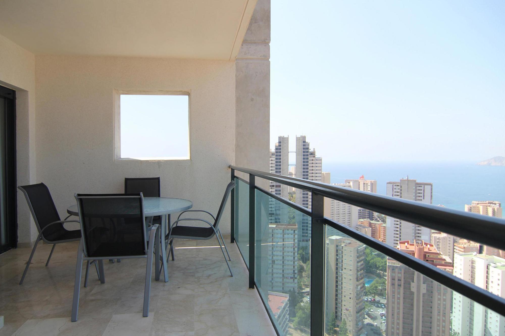 Pierre & Vacances Benidorm Horizon Exterior foto